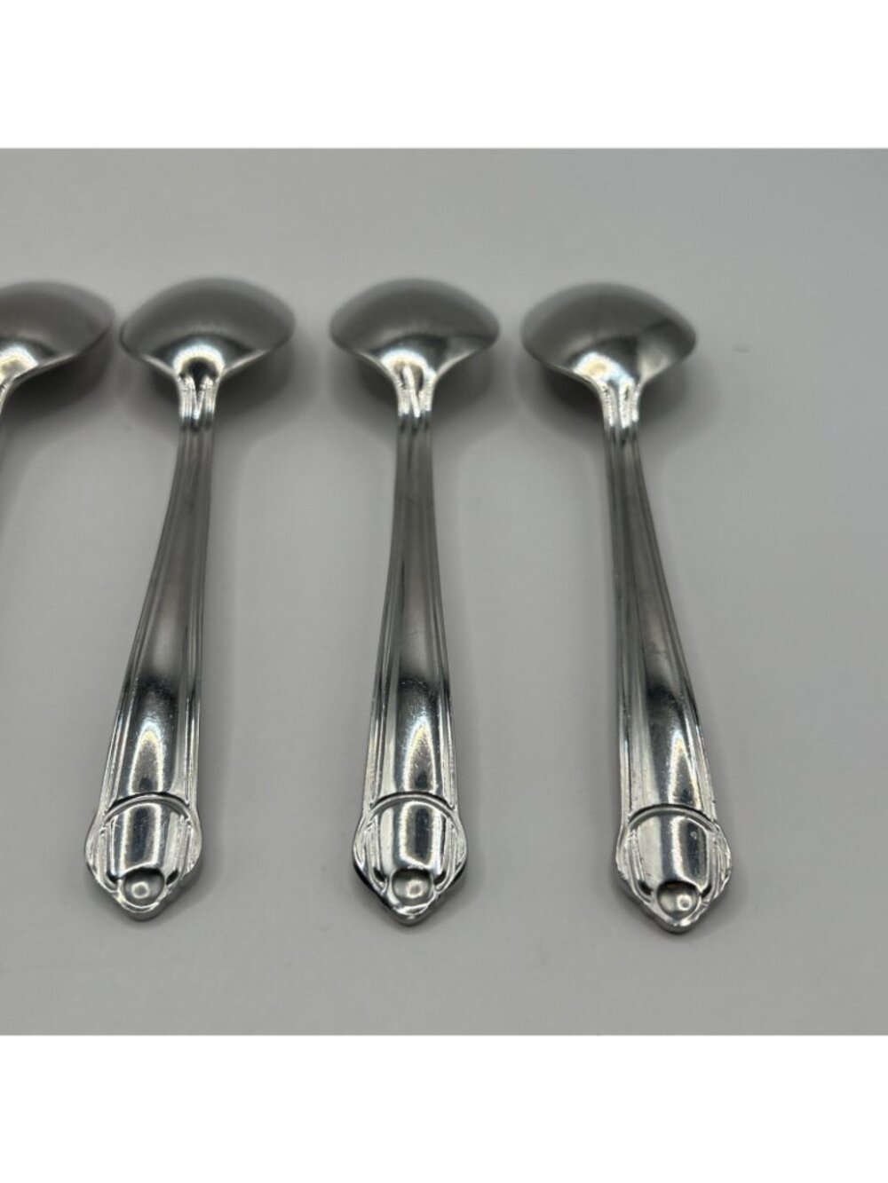 7 Mikasa Classico Satin Teaspoons 18/8 Stainless Gerald Patrick 6.25" Spoons - Picture 11 of 16